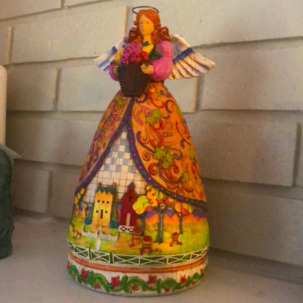 Jim Shore Heartwood Creek Bountiful Angel